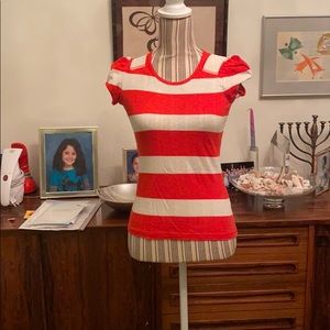 Striped juicy T-shirt with bustle detail in back